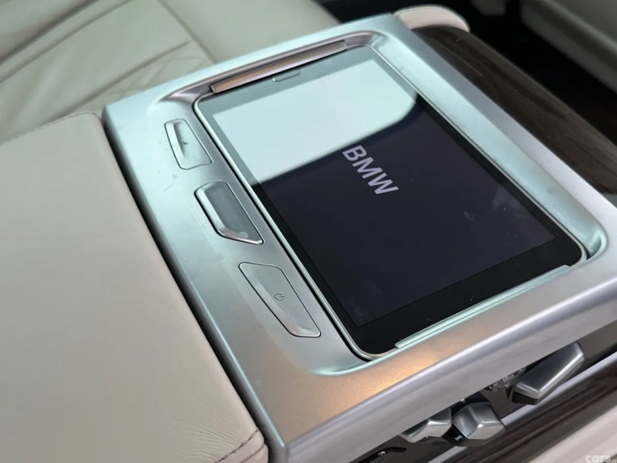 BMW 7-Series Saloon, Petrol Plug-in Hybrid, 2020, Grey