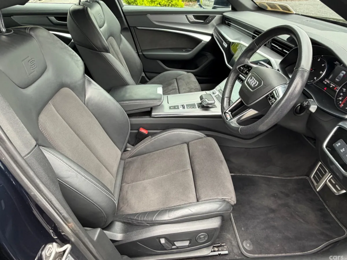 Audi A6 Saloon, Diesel, 2019, Blue
