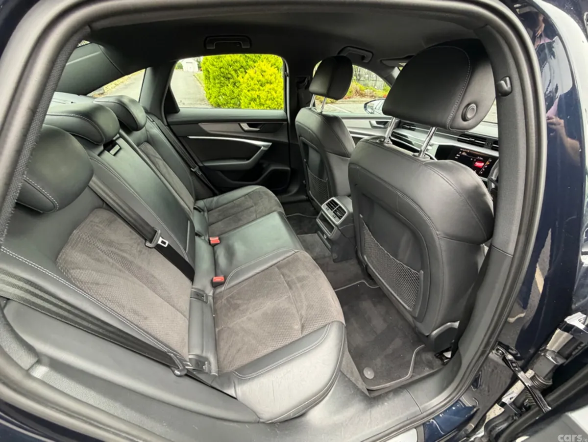Audi A6 Saloon, Diesel, 2019, Blue
