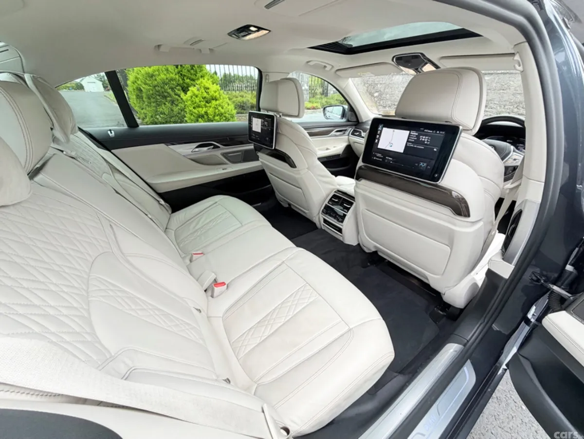 BMW 7-Series Saloon, Petrol Plug-in Hybrid, 2020, Grey