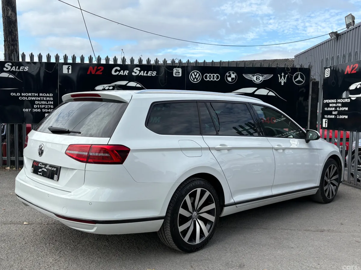 Volkswagen Passat Estate, Diesel, 2017, White