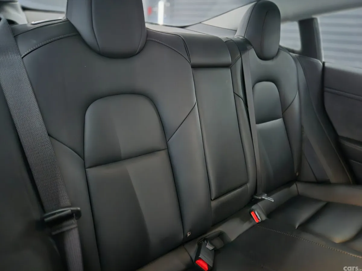 Tesla Model 3 Saloon, Electric, 2022, Grey