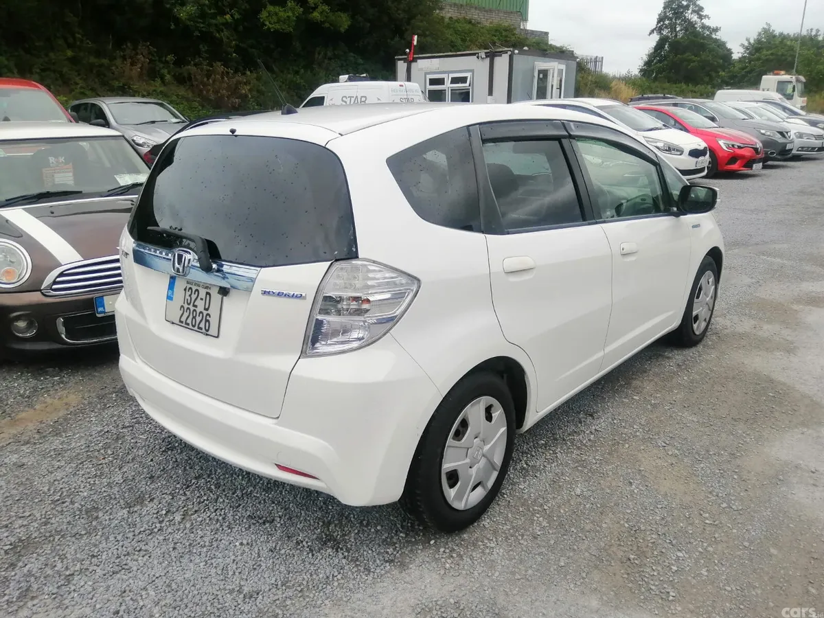 Honda Fit Hatchback, Petrol Hybrid, 2013, White