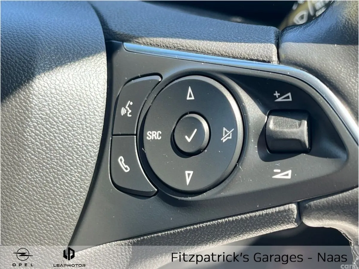 Opel Mokka SUV, Petrol, 2025, Red