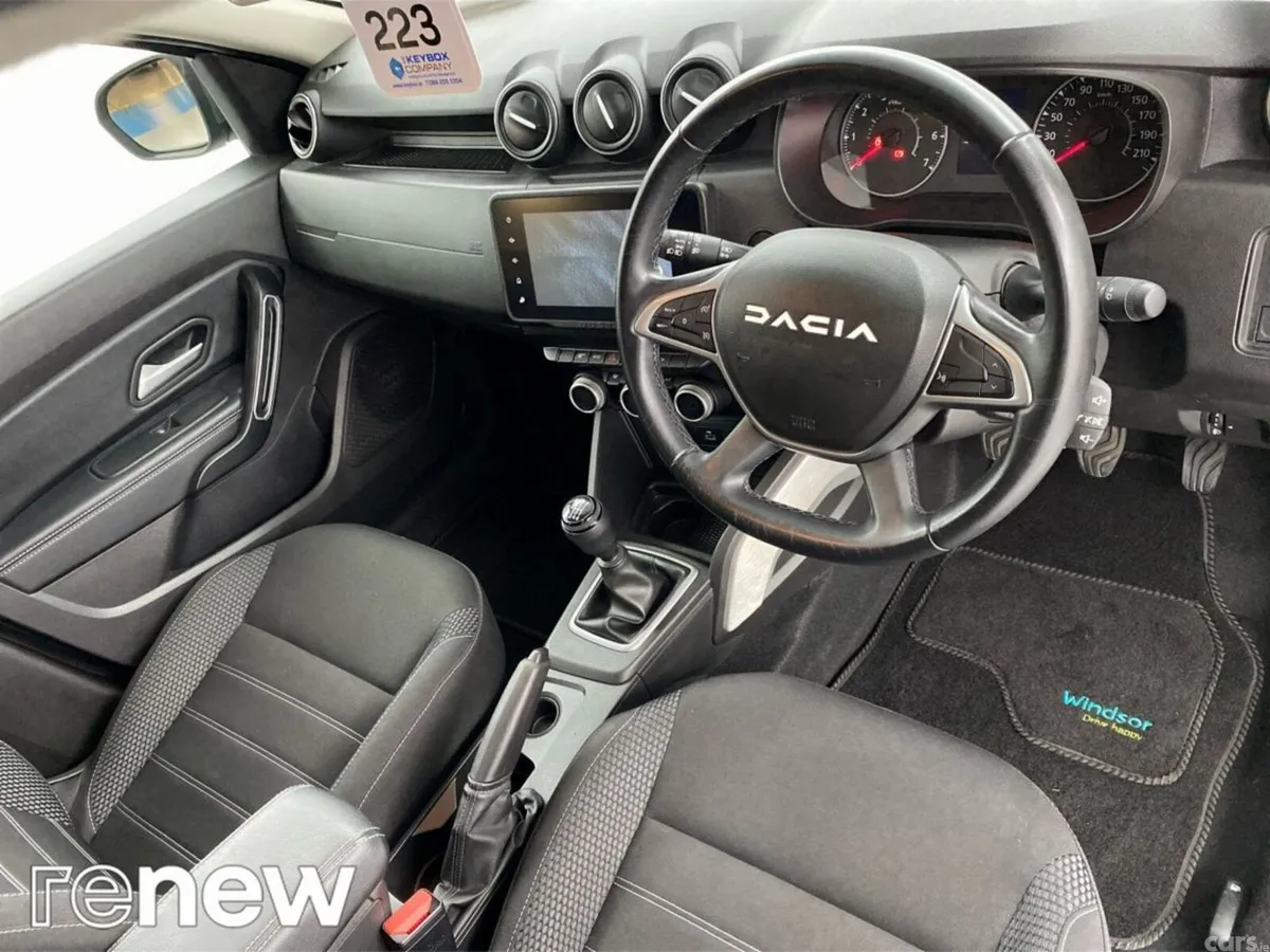Dacia Duster SUV, Diesel, 2024, Grey