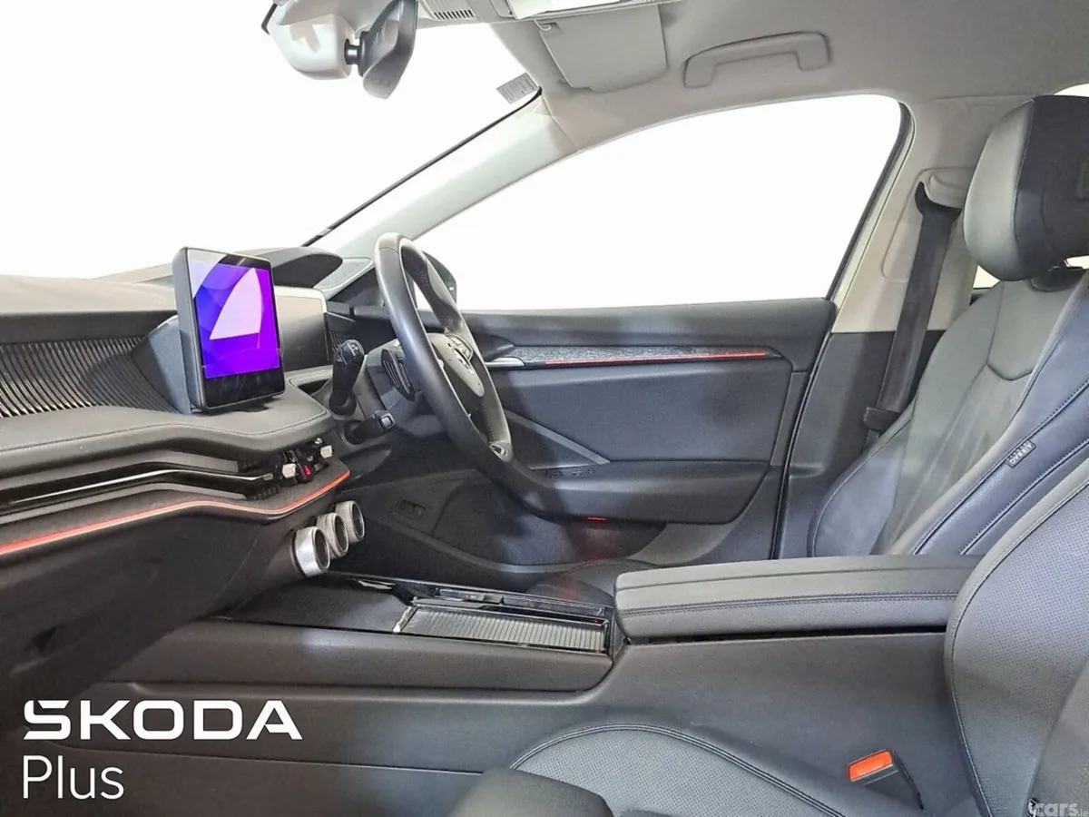 Skoda Superb Saloon, Diesel, 2025, Silver