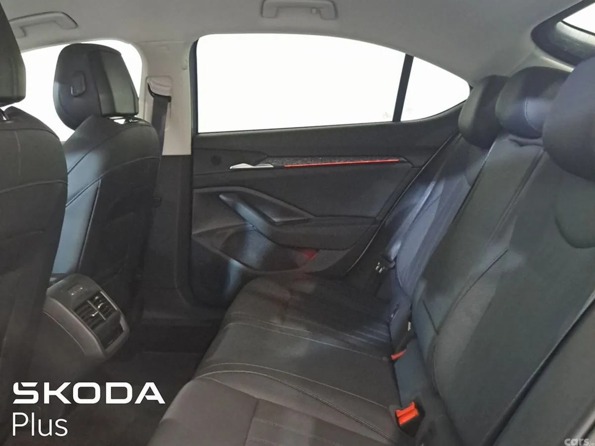 Skoda Superb Saloon, Diesel, 2025, Silver