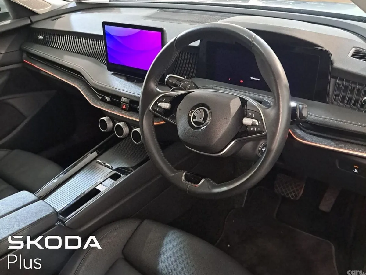 Skoda Superb Saloon, Diesel, 2025, Silver
