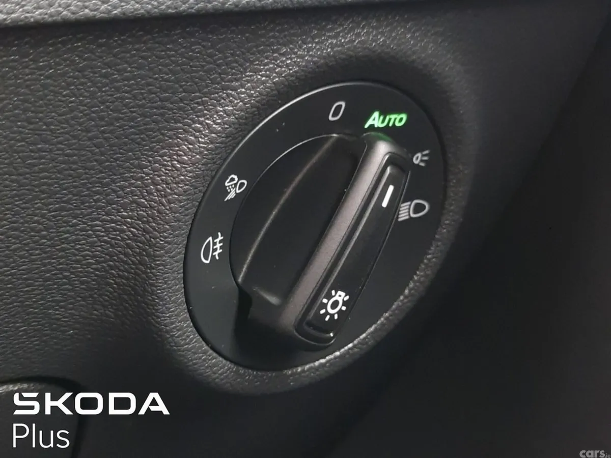 Skoda Karoq SUV, Diesel, 2025, Black