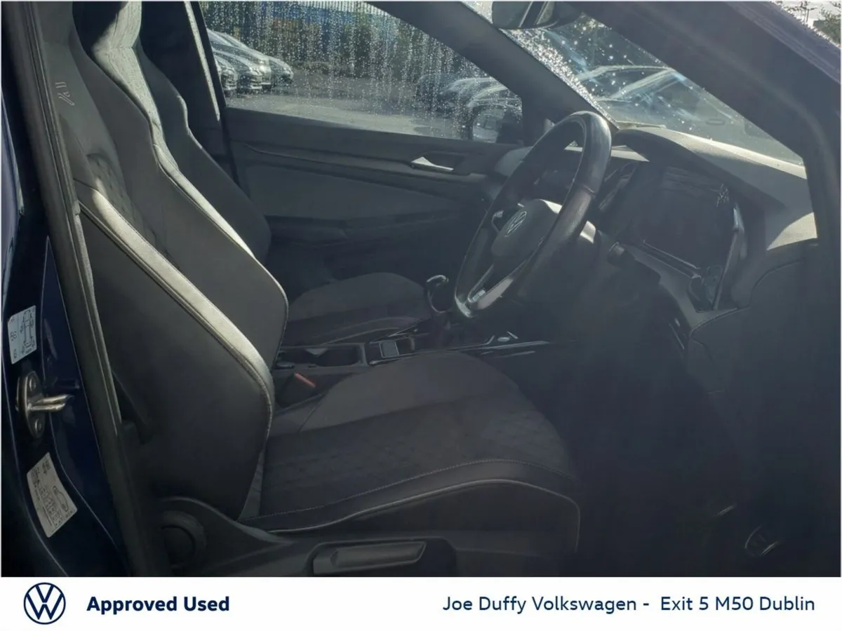 Volkswagen Golf Estate, Petrol, 2024, Blue