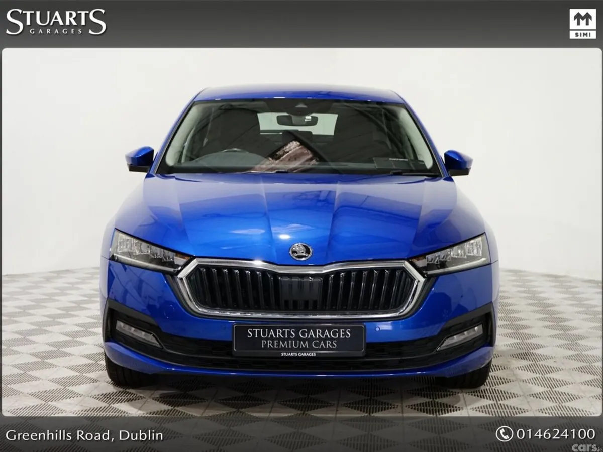 Skoda Octavia Saloon, Petrol, 2023, Blue