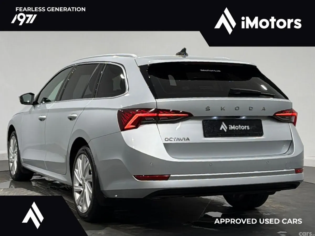 Skoda Octavia Estate, Diesel, 2023, Grey