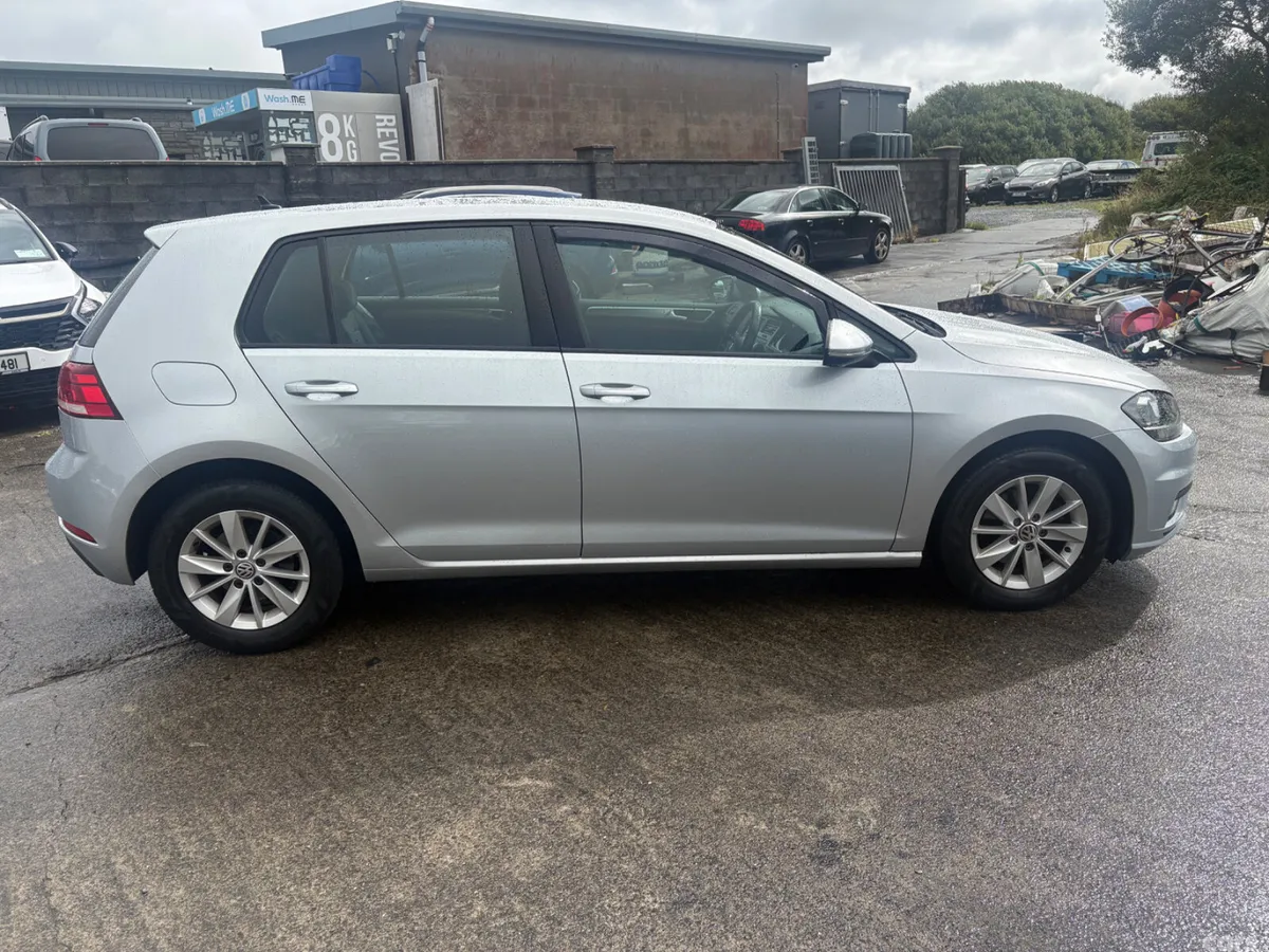 Volkswagen Golf Hatchback, Diesel, 2019, Grey