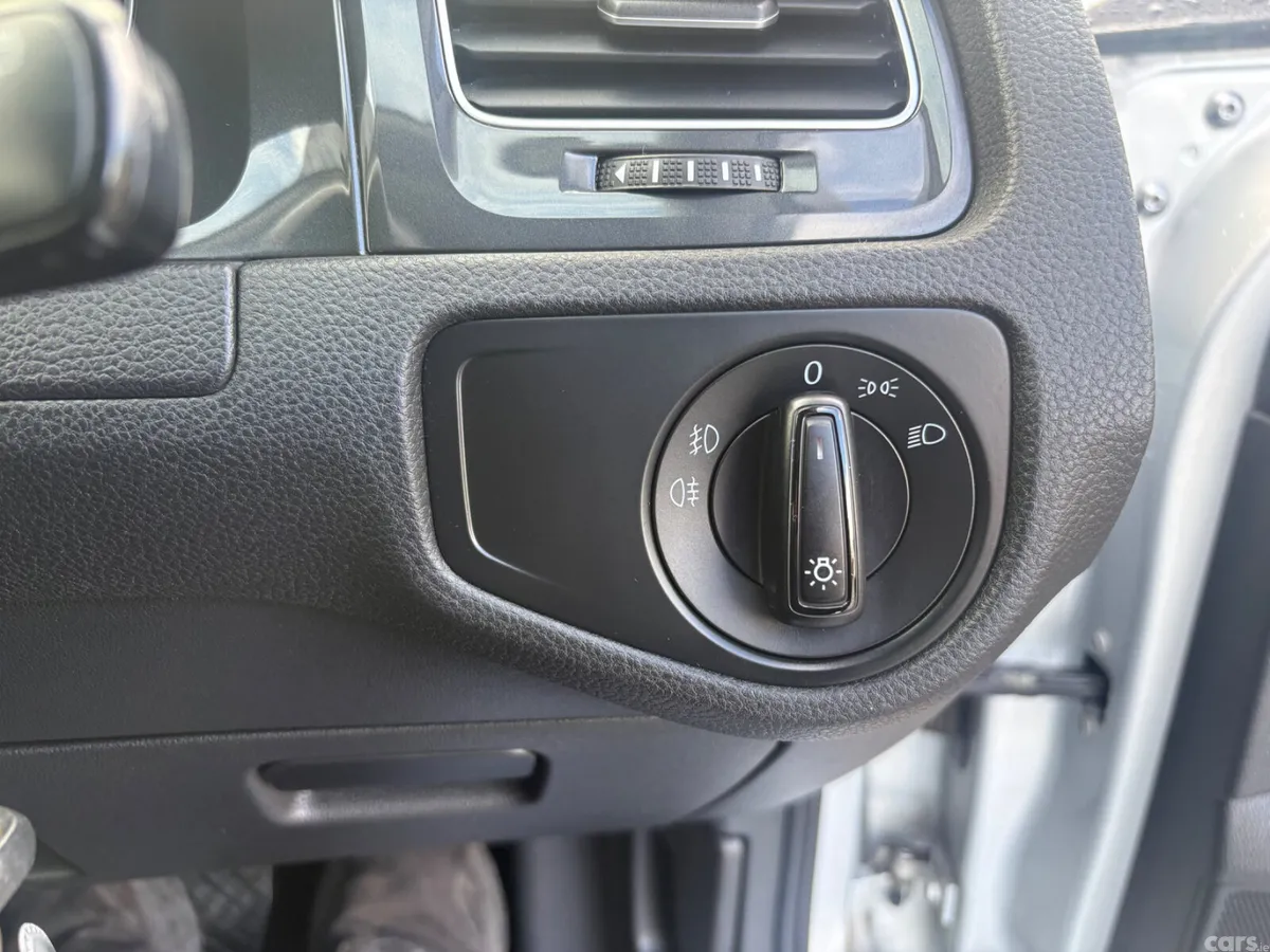 Volkswagen Golf Hatchback, Diesel, 2019, Grey