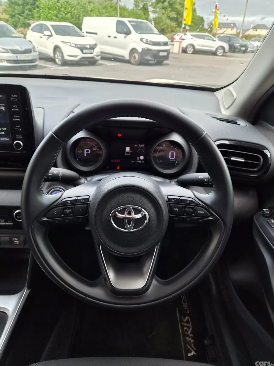 Toyota Yaris Cross SUV, Petrol Hybrid, 2023, White