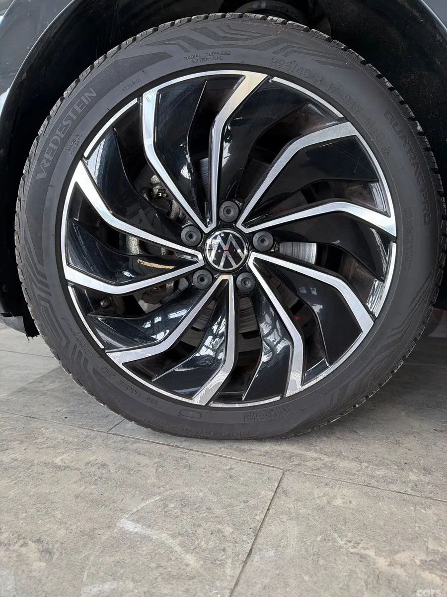 Volkswagen Golf Estate, Diesel, 2024, Grey