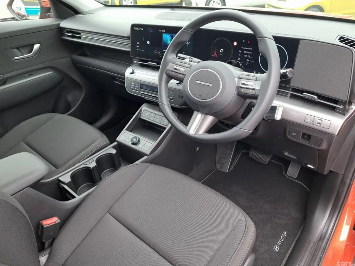 Hyundai KONA Hatchback, Electric, 2026, Orange