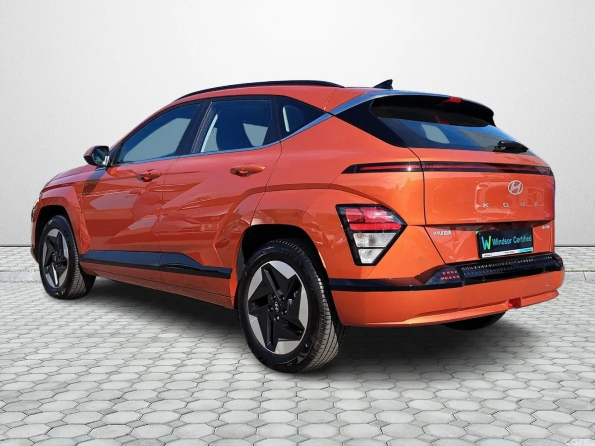 Hyundai KONA Hatchback, Electric, 2026, Orange