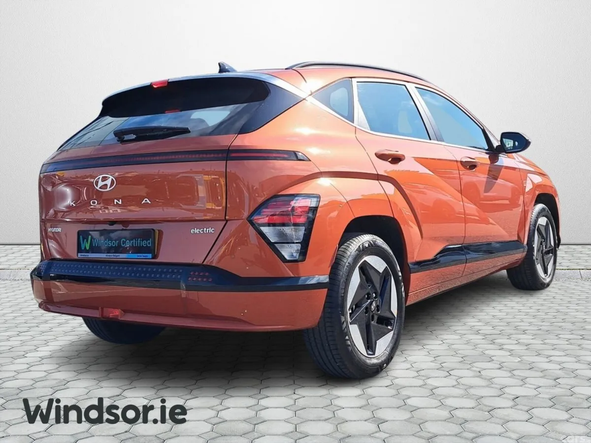 Hyundai KONA Hatchback, Electric, 2026, Orange