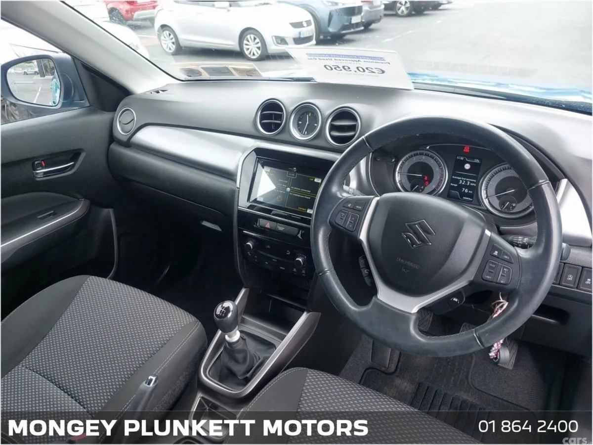 Suzuki Vitara SUV, Petrol, 2021, Blue