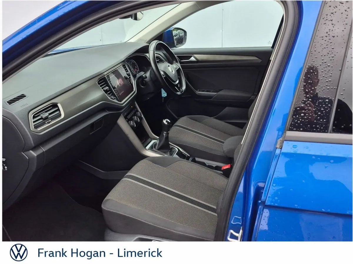 Volkswagen T-Roc SUV, Diesel, 2022, Blue