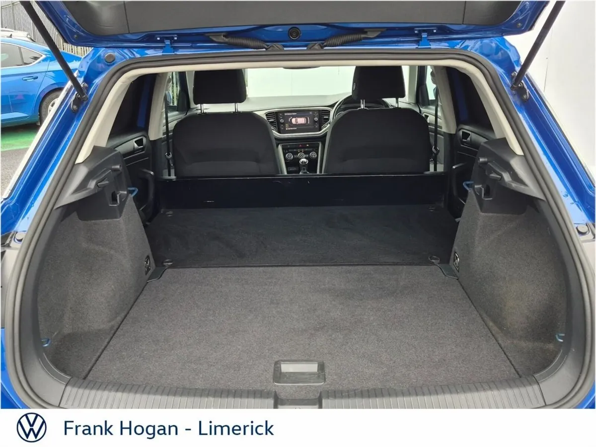 Volkswagen T-Roc SUV, Diesel, 2022, Blue