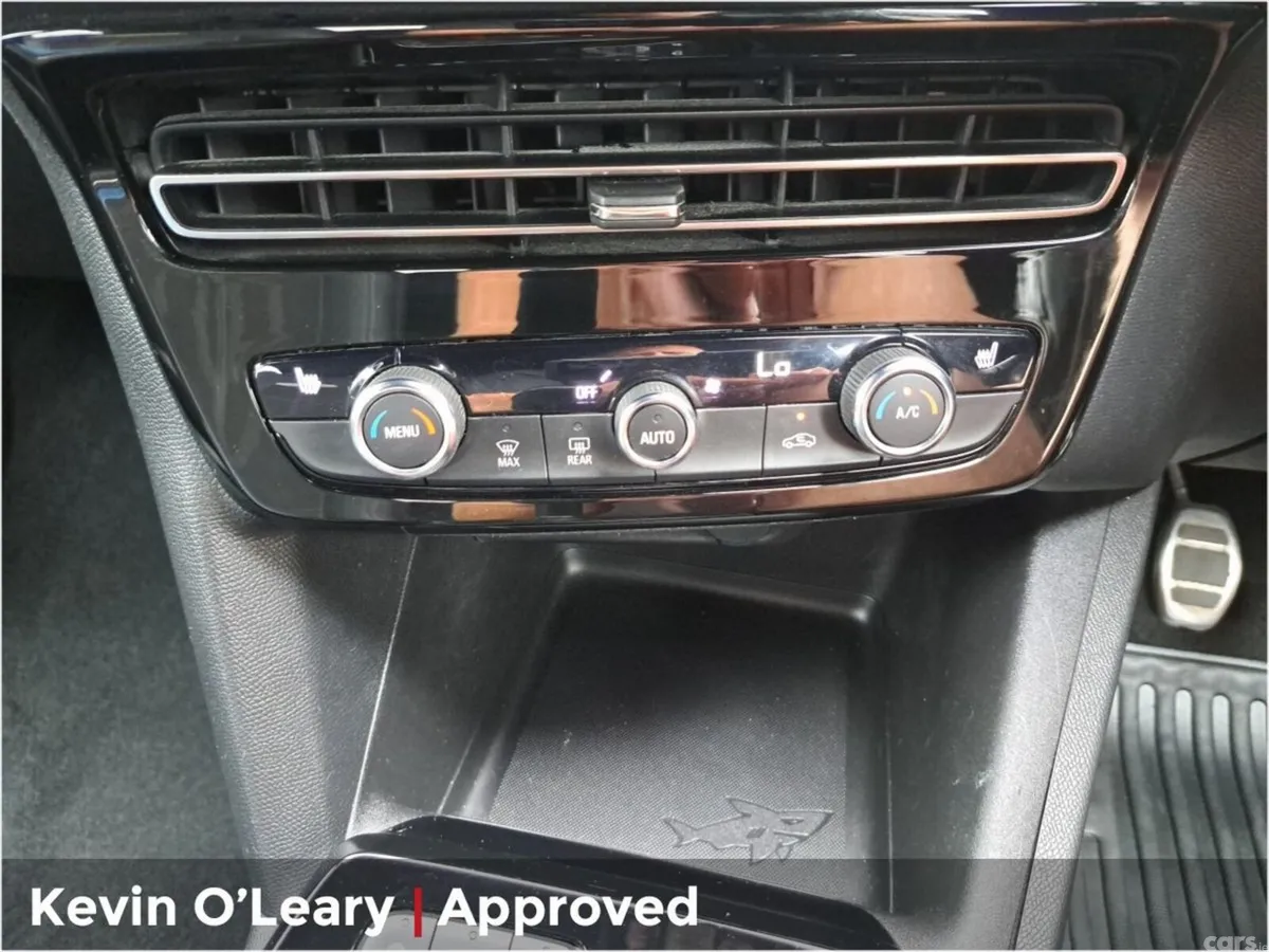 Opel Mokka SUV, Petrol, 2023, Grey