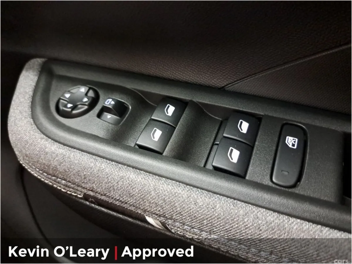 Opel Frontera SUV, Petrol Hybrid, 2026, Blue