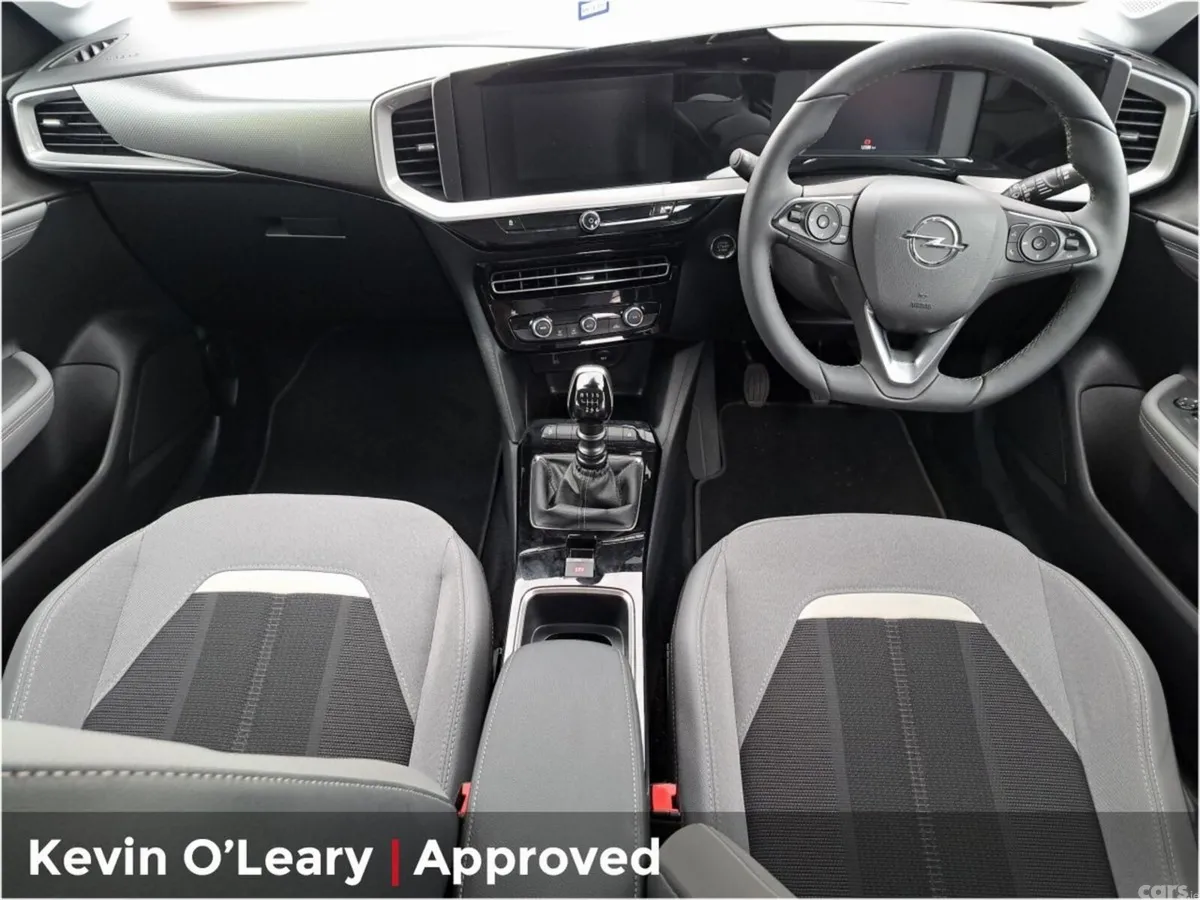 Opel Mokka SUV, Petrol, 2025, Red