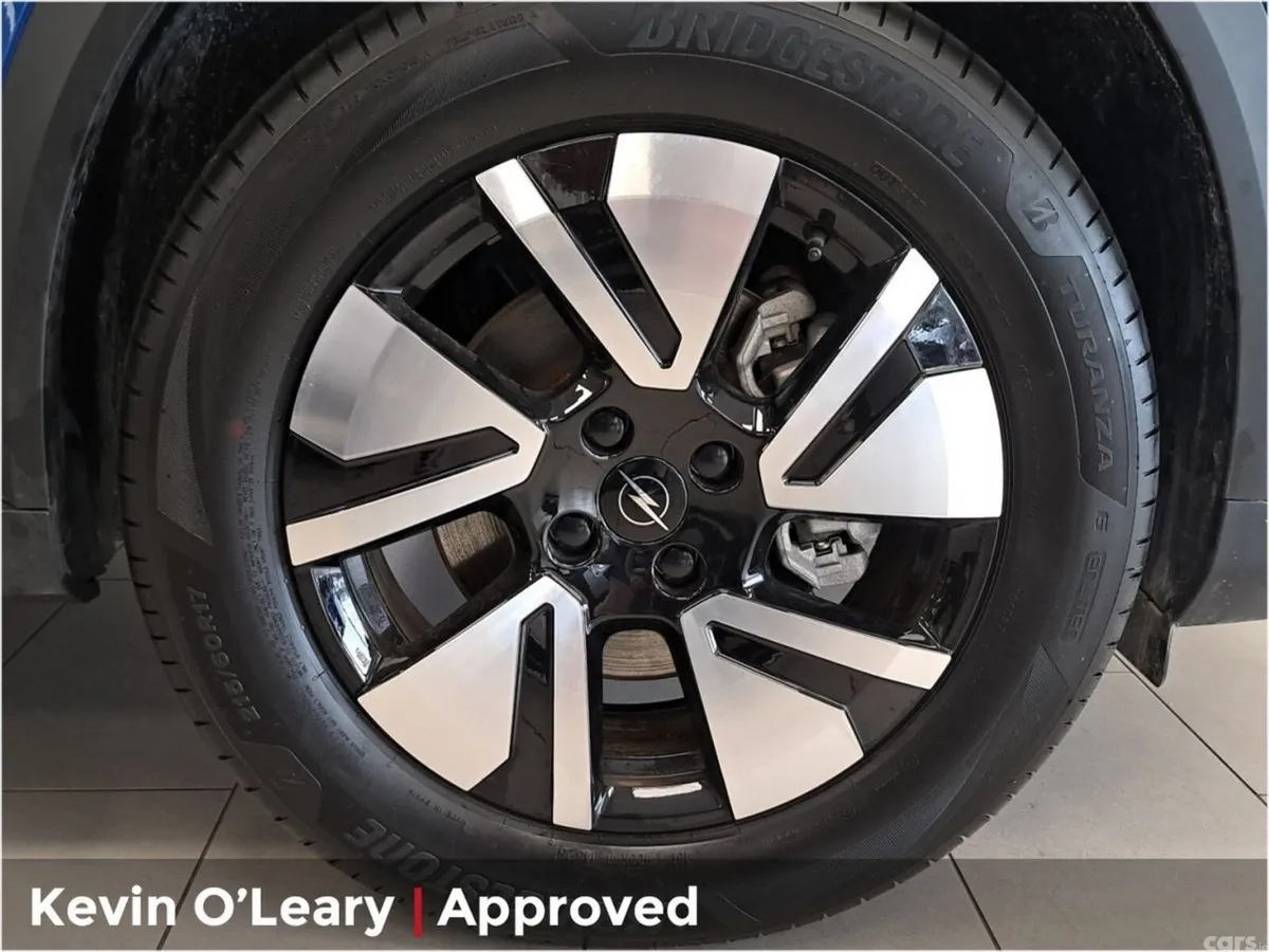 Opel Frontera SUV, Petrol Hybrid, 2026, Blue