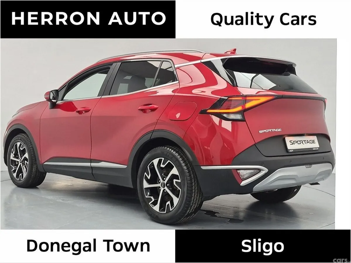 Kia Sportage SUV, Petrol Hybrid, 2023, Red