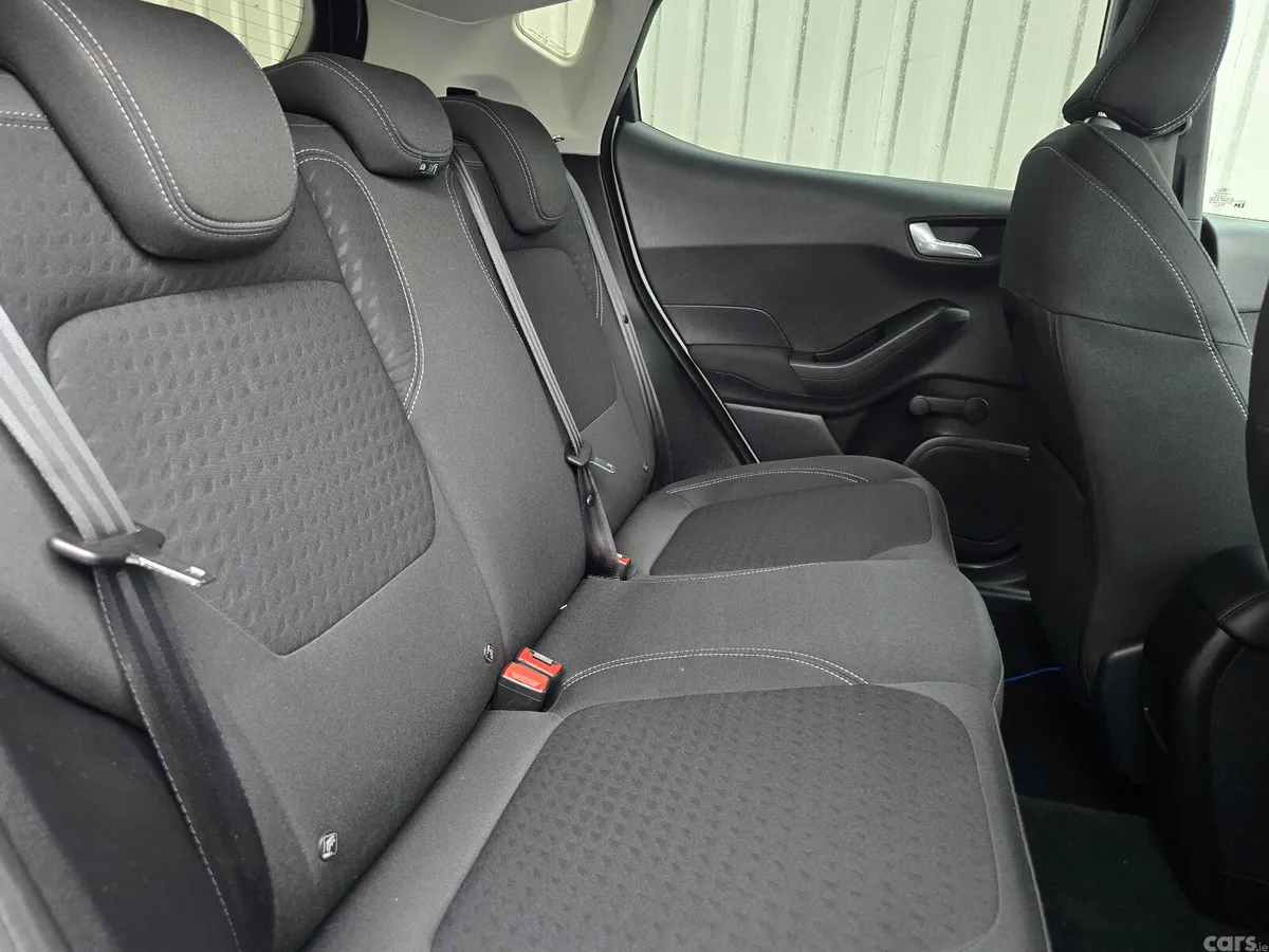 Ford Fiesta Hatchback, Petrol, 2019, White