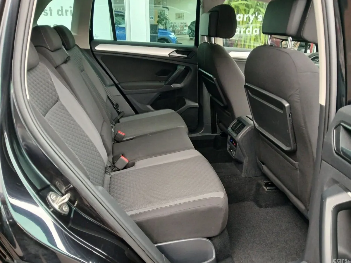 Volkswagen Tiguan SUV, Diesel, 2018, Black