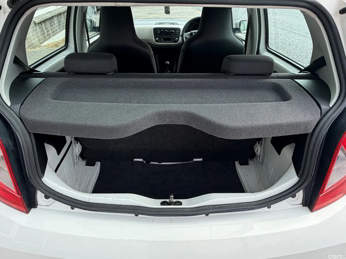 SEAT Mii Hatchback, Petrol, 2013, White