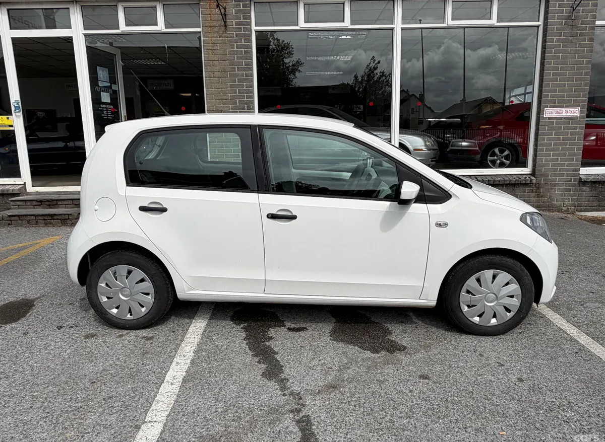 SEAT Mii Hatchback, Petrol, 2013, White