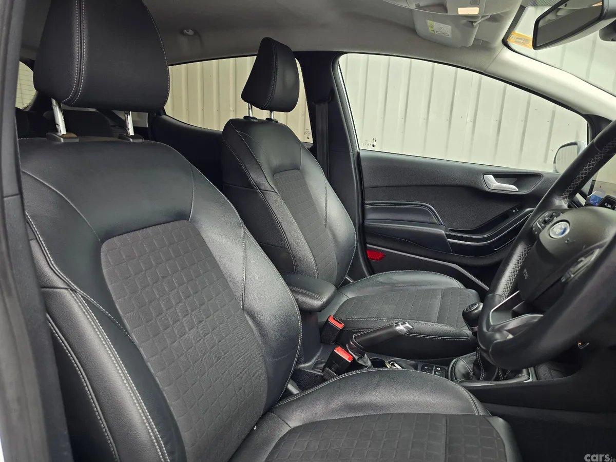 Ford Fiesta Hatchback, Petrol, 2020, White