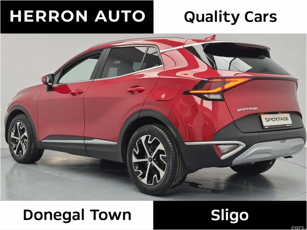 Kia Sportage SUV, Petrol Hybrid, 2023, Red