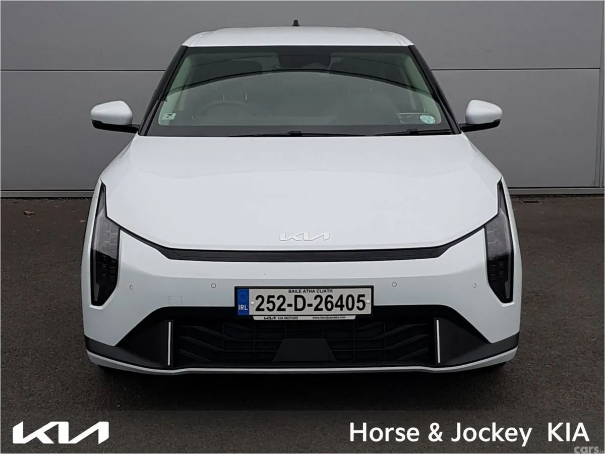 Kia EV4 Hatchback, Electric, 2025, White