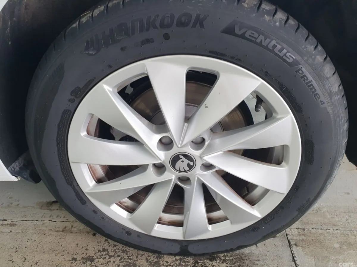 Skoda Superb Estate, Petrol Plug-in Hybrid, 2026, White