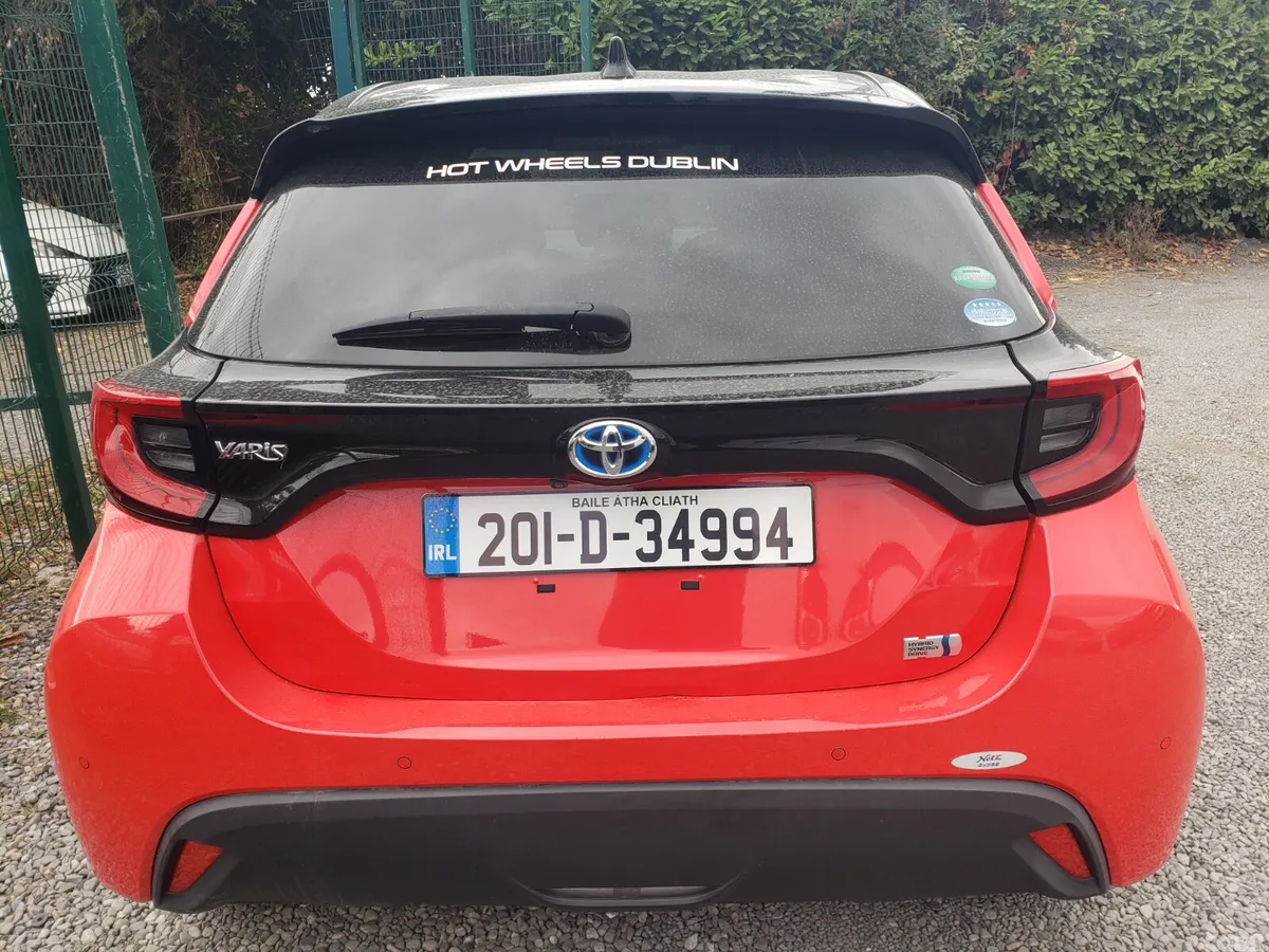 Toyota Yaris Hatchback, Petrol Hybrid, 2020, Red