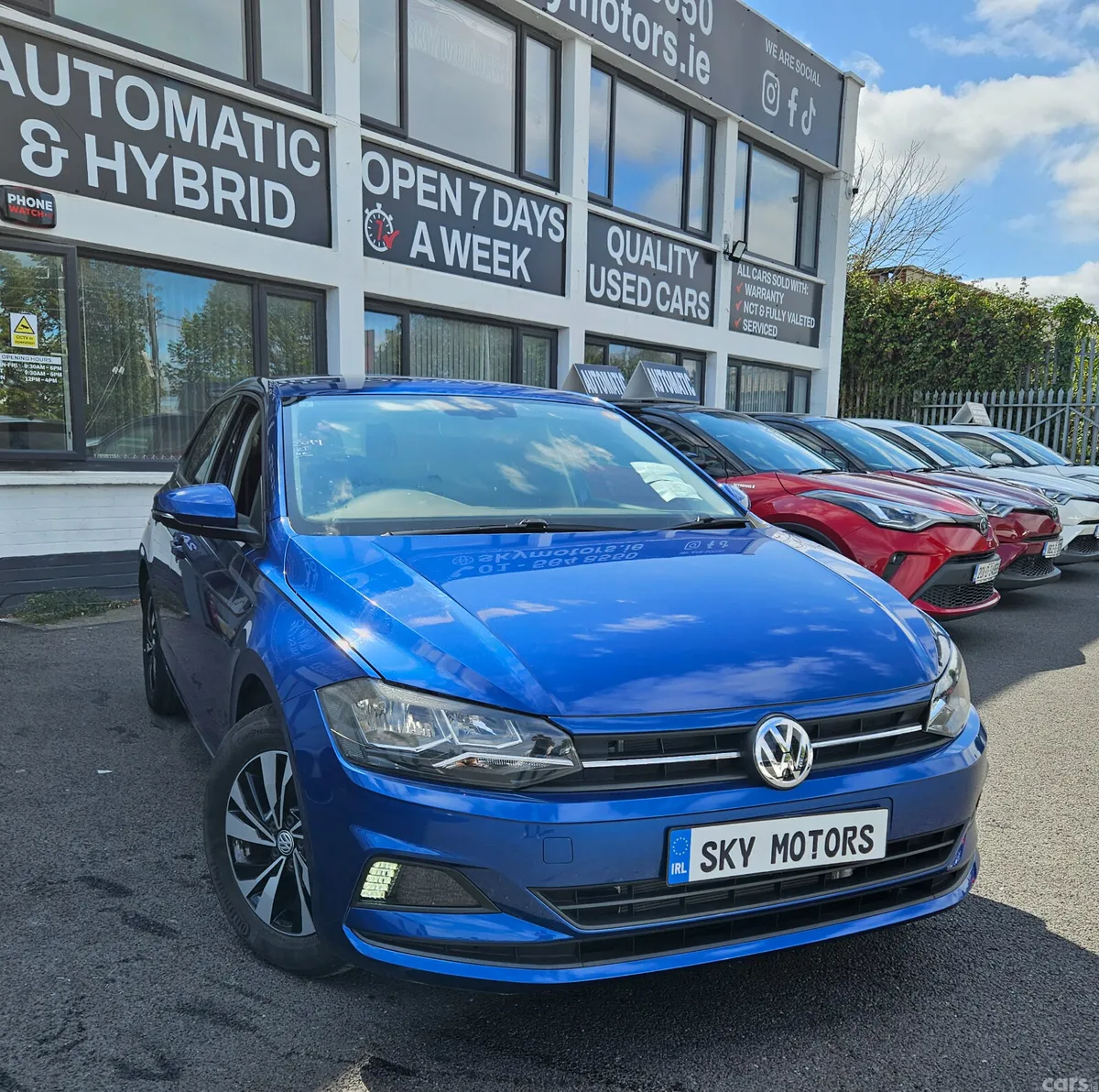 Volkswagen Polo Hatchback, Petrol, 2019, Red