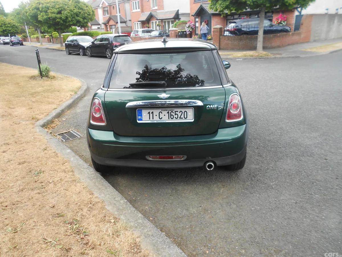 Mini One Hatchback, Diesel, 2011, Green
