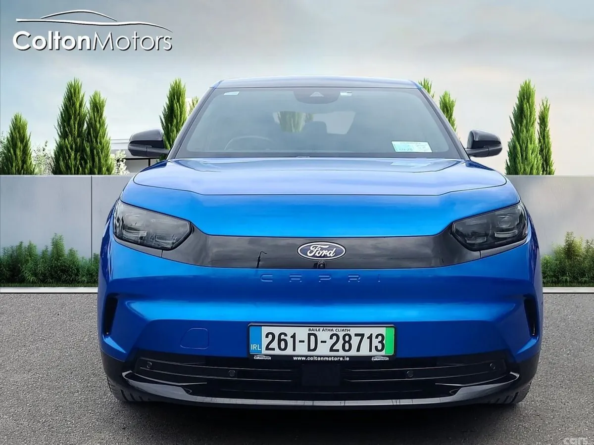 Ford Capri MPV, Electric, 2026, Blue
