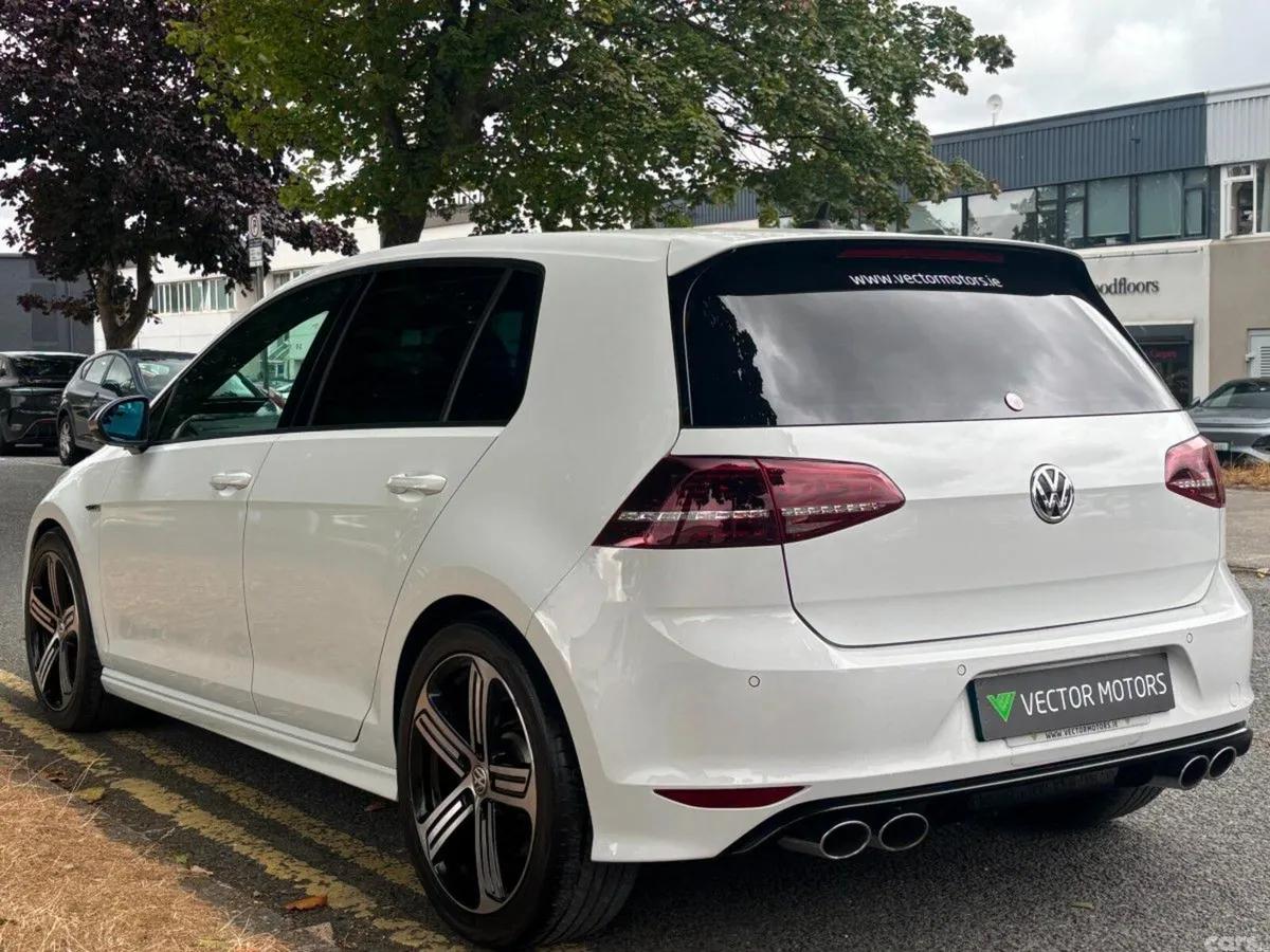 Volkswagen Golf Hatchback, Petrol, 2016, White