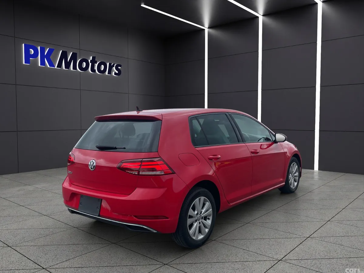 Volkswagen Golf Hatchback, Petrol, 2017, Red
