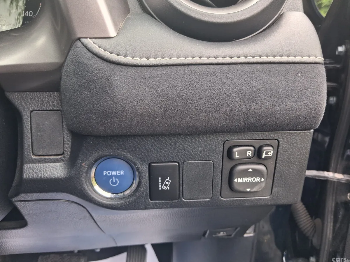 Toyota RAV4 SUV, Petrol Hybrid, 2017, Blue