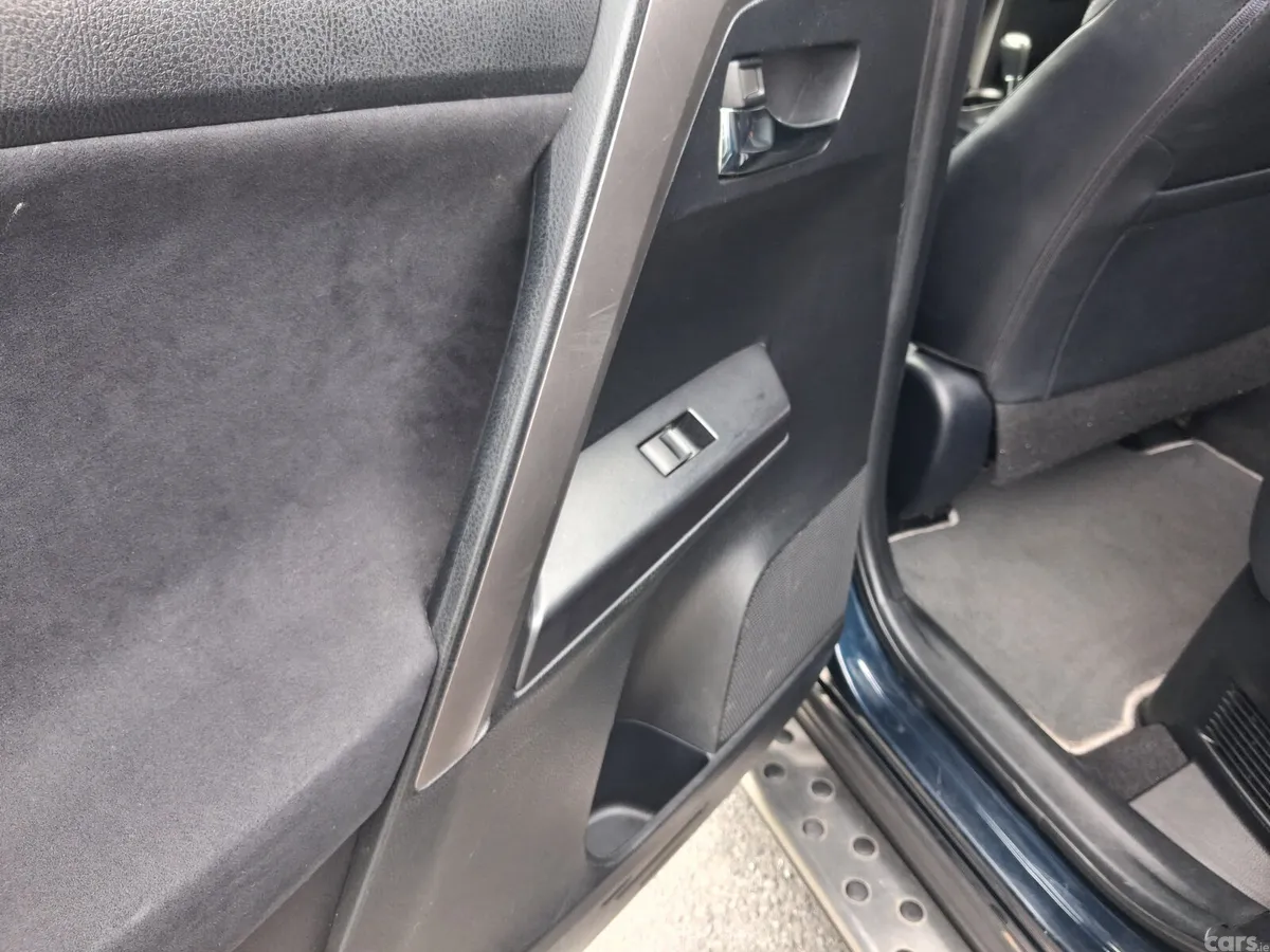Toyota RAV4 SUV, Petrol Hybrid, 2017, Blue