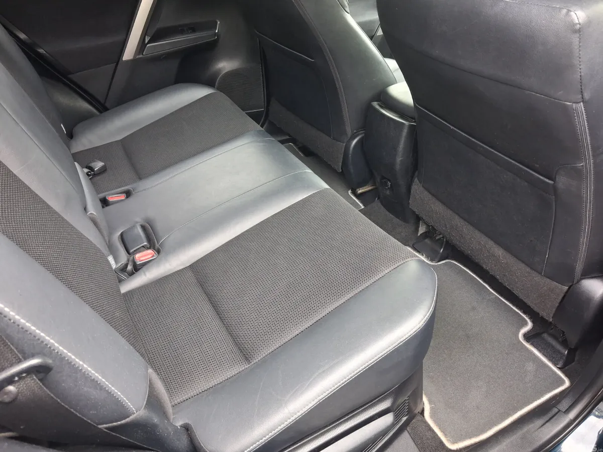 Toyota RAV4 SUV, Petrol Hybrid, 2017, Blue
