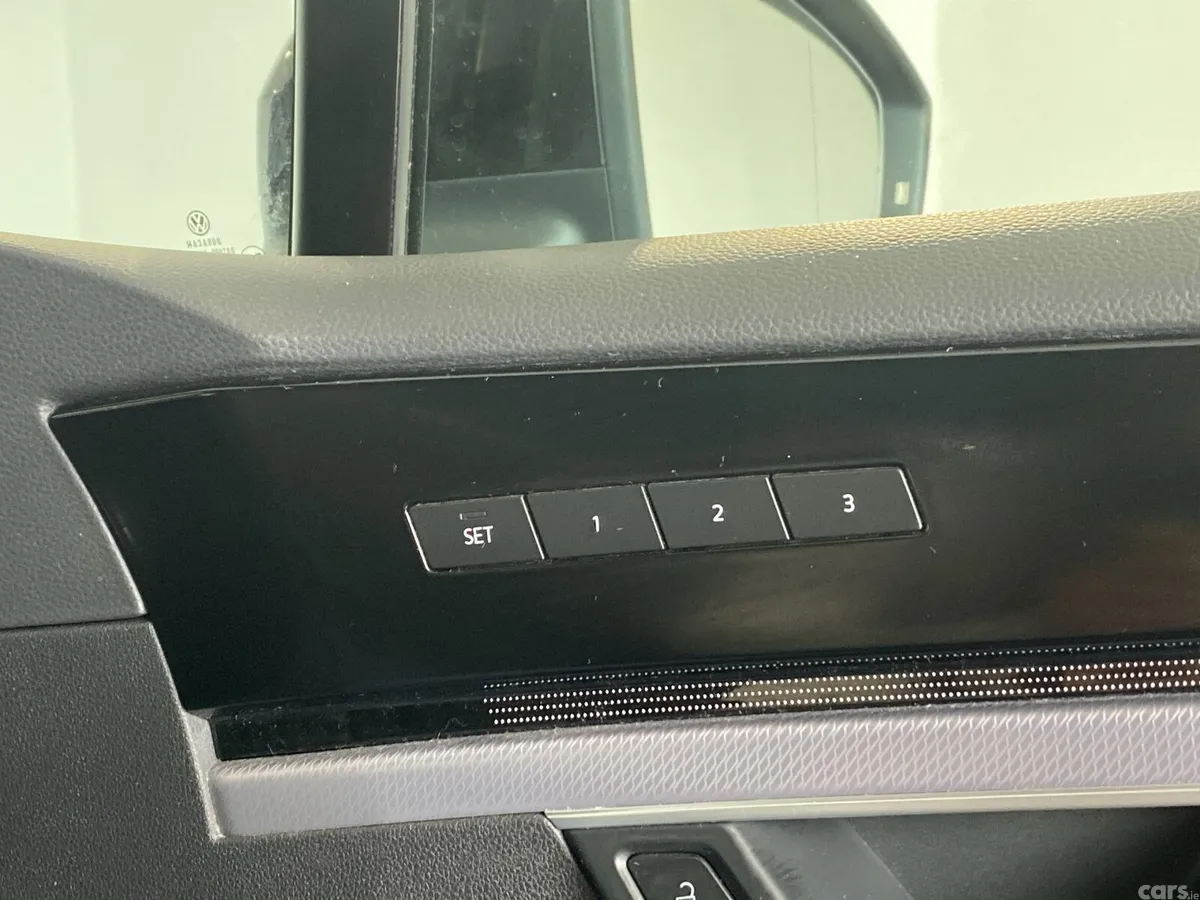 Volkswagen Touareg SUV, Diesel, 2021, Black