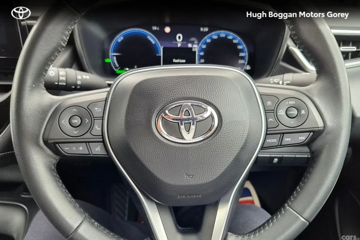 Toyota Corolla Saloon, Petrol Hybrid, 2024, Grey